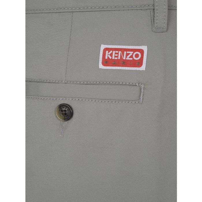 Kenzo - Pantalón chino recortado con parche del logo