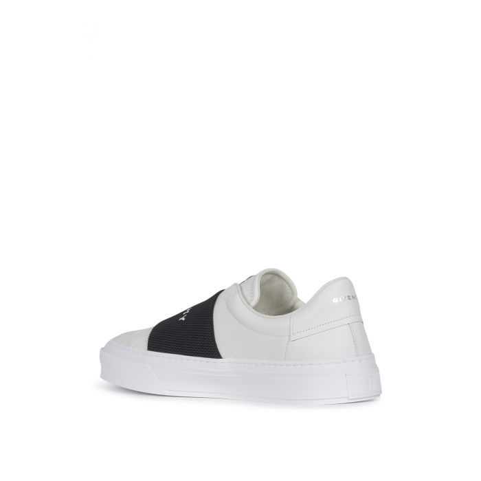 GIVENCHY - Sneakers - White
