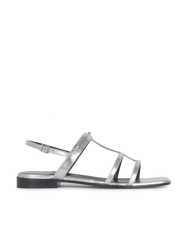 Flat sandal with Horsebit in silver leather
