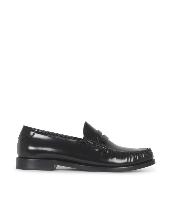 Shiny leather loafers